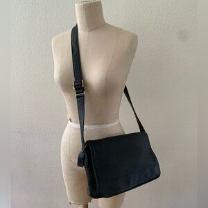 Coach E7M-4928 Black Pebbled Leather Sonoma Shoulder Bag Purse